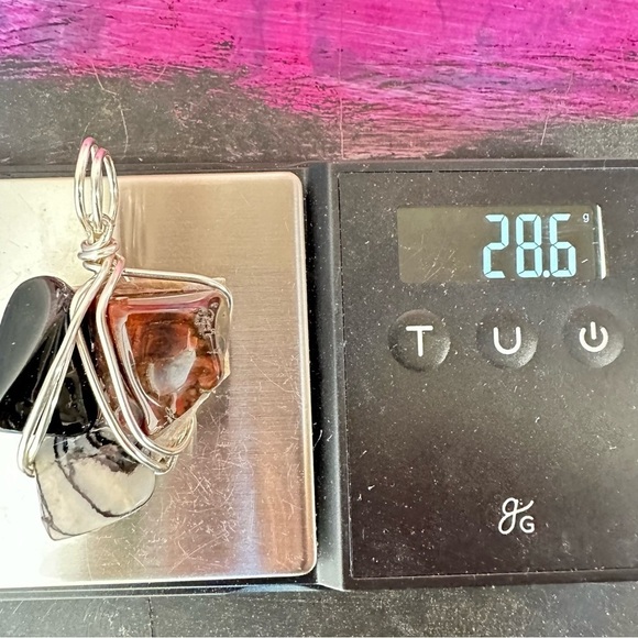 Wire Wrapped Stone Pendant - Picture 9 of 9